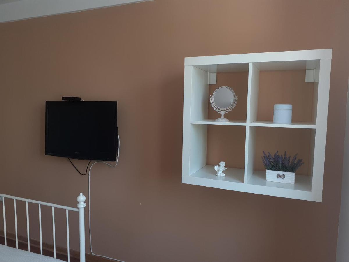 Apartman Jovana Szávaszentdemeter Kültér fotó