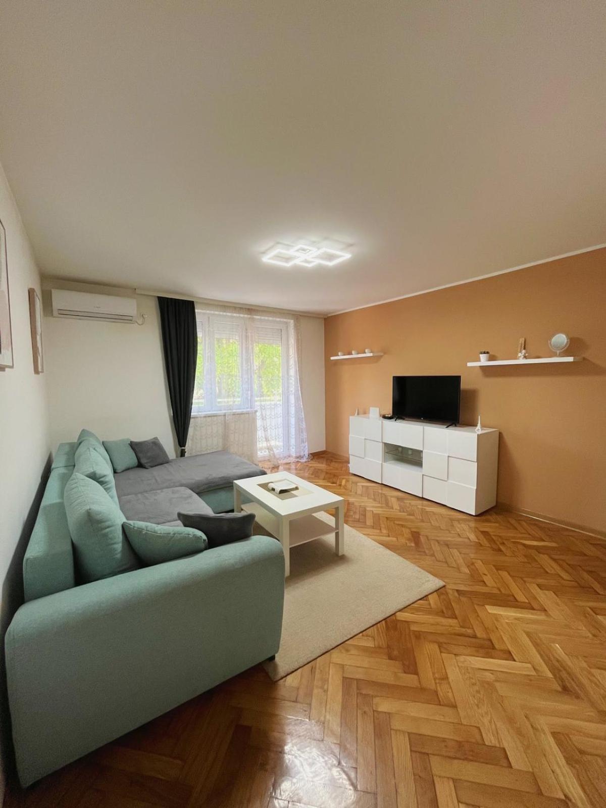 Apartman Jovana Szávaszentdemeter Kültér fotó